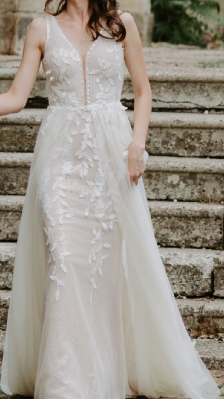Весільна сукня, Eva Lendel