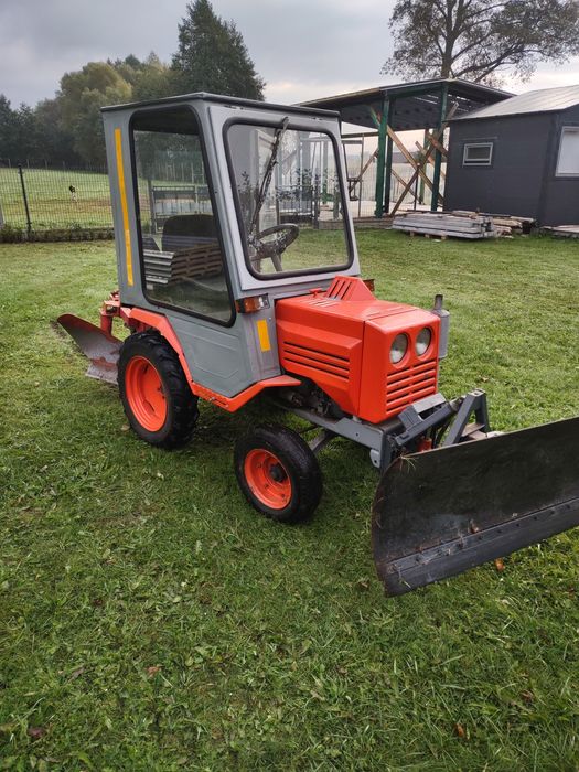 Traktor ogrodowy kmz 012