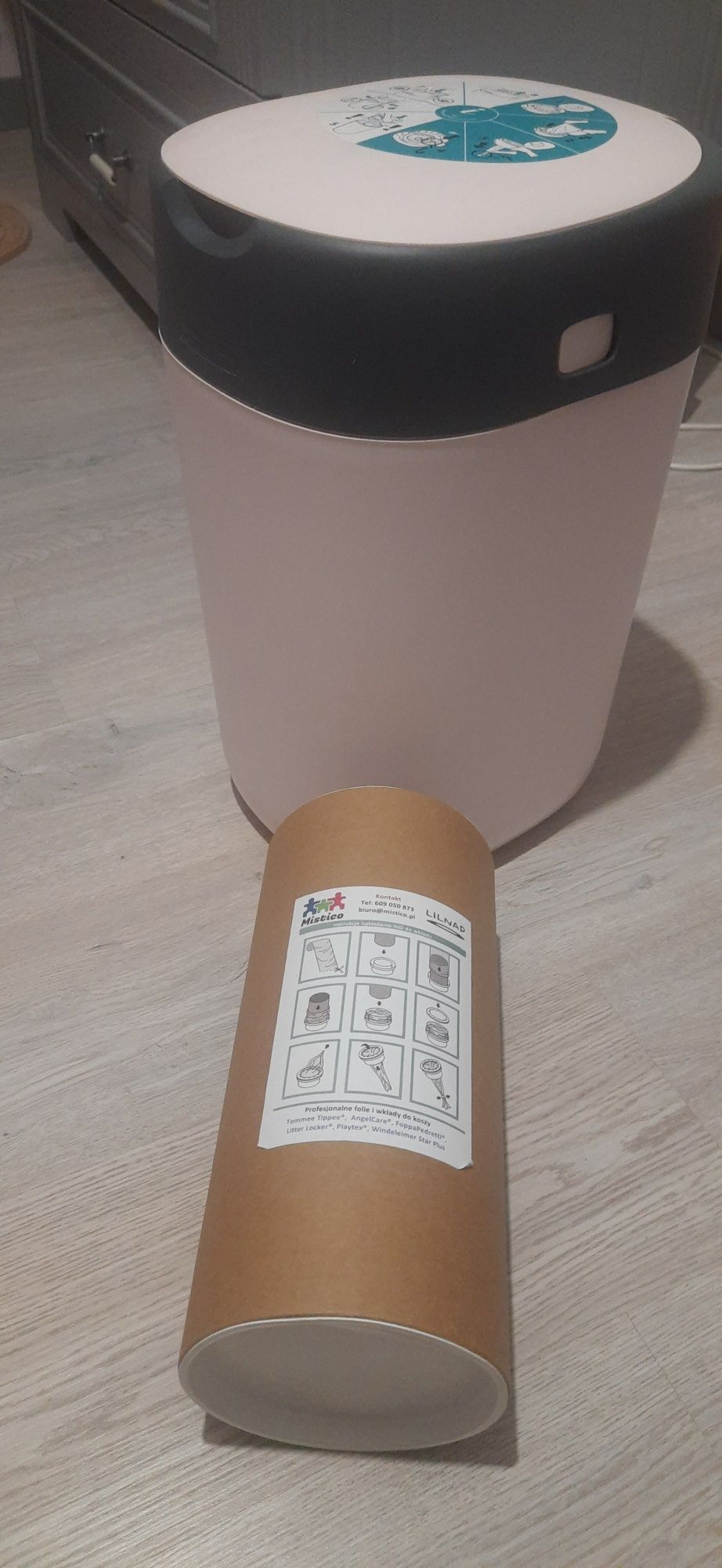 Kosz na pieluchy Tommee Tippee Twist & Click  różowy