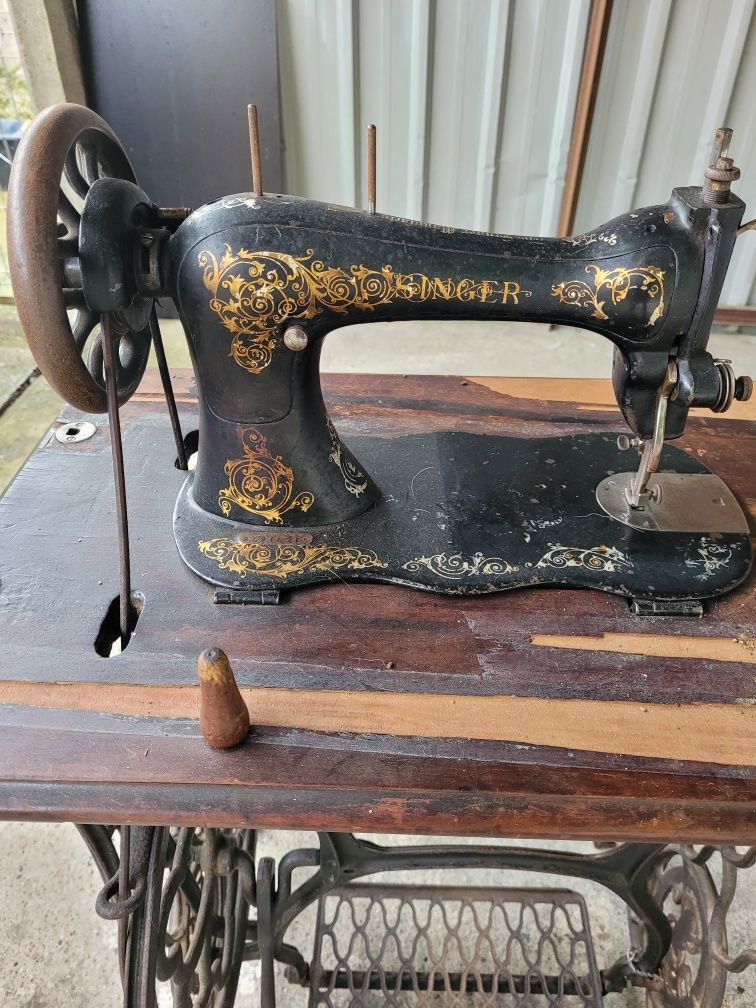 maquina de costura antiga
