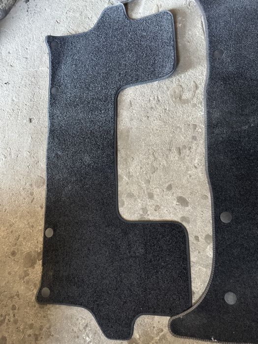 Комплект тканинних килимків  Land Rover defender l663