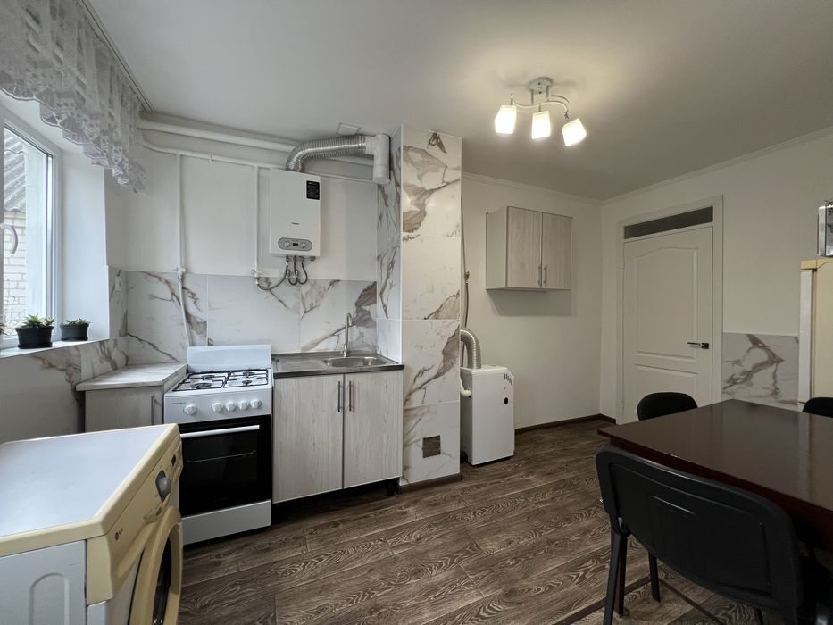 Оренда частини будинку біля Ботанічного саду