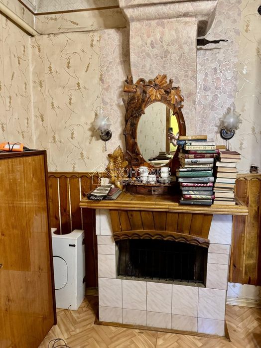 Продам 2 к квартиру у приватному будинку район вул. Польова