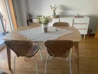 Mesa de sala à cor carvalho claro (SKlum)