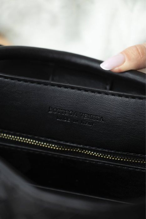 Сумка тоут Bottega Veneta Andiamo зі шкіри з плетінням Intrecciato