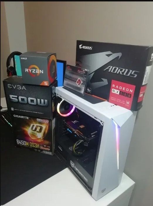 Torre + monitor + teclado gaming