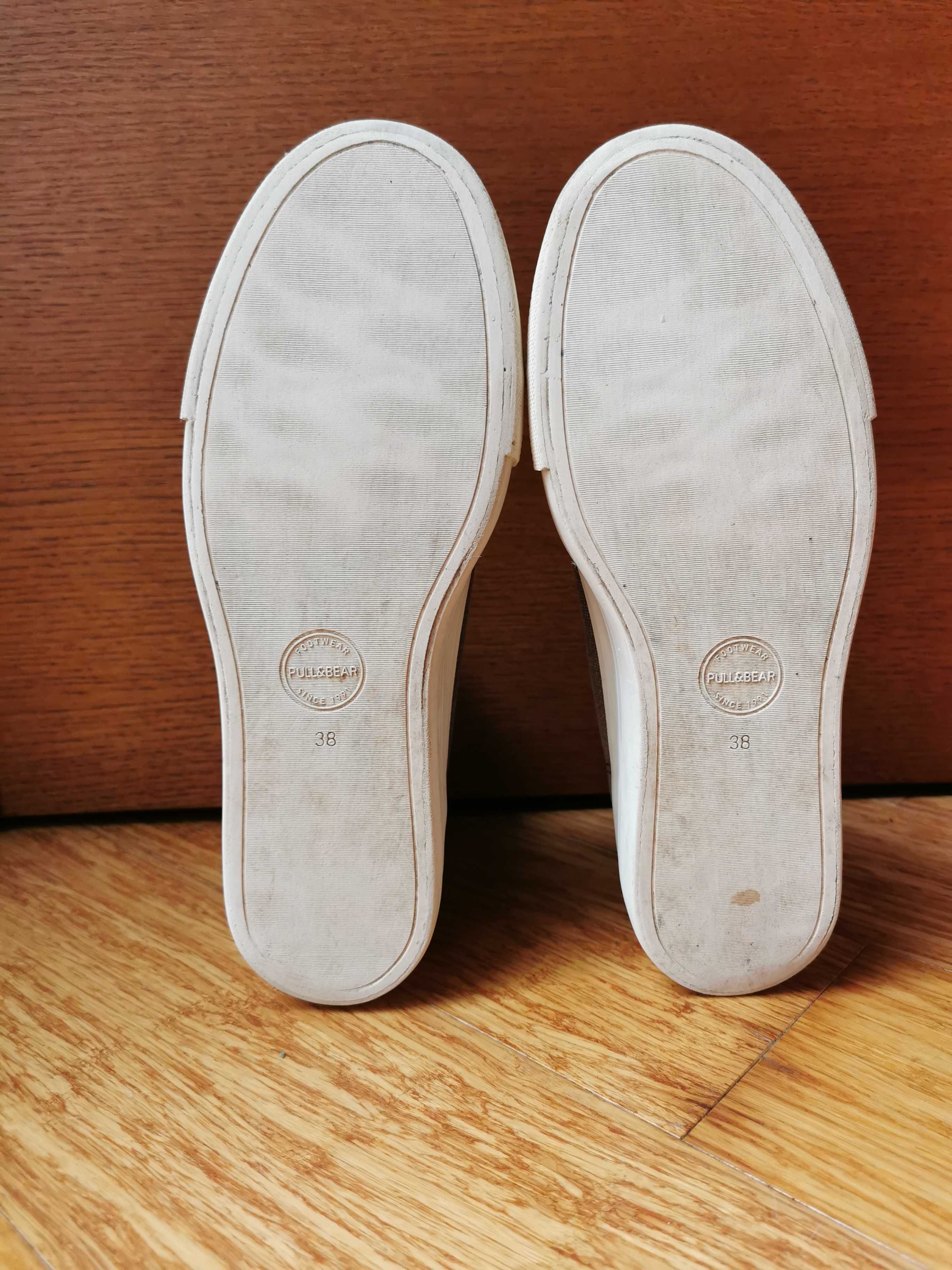 Sneakersy, trampki pull&bear, rozm. 38, beżowe, wysokie podeszwy