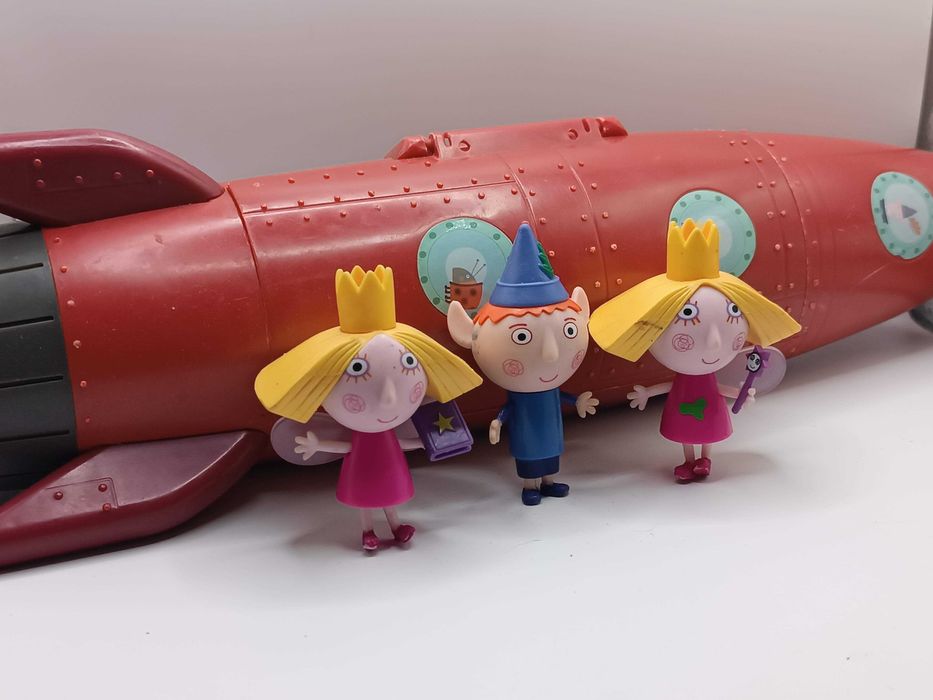Małe Królestwo Bena i Holly rakieta + 3 figurki