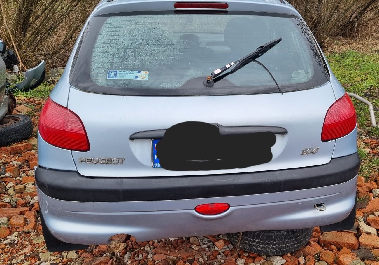 Peugeot 206 klapa tylnia kompletna  lakier EYN,EYC