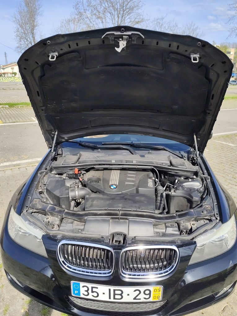 Bmw 320d Touring Lci