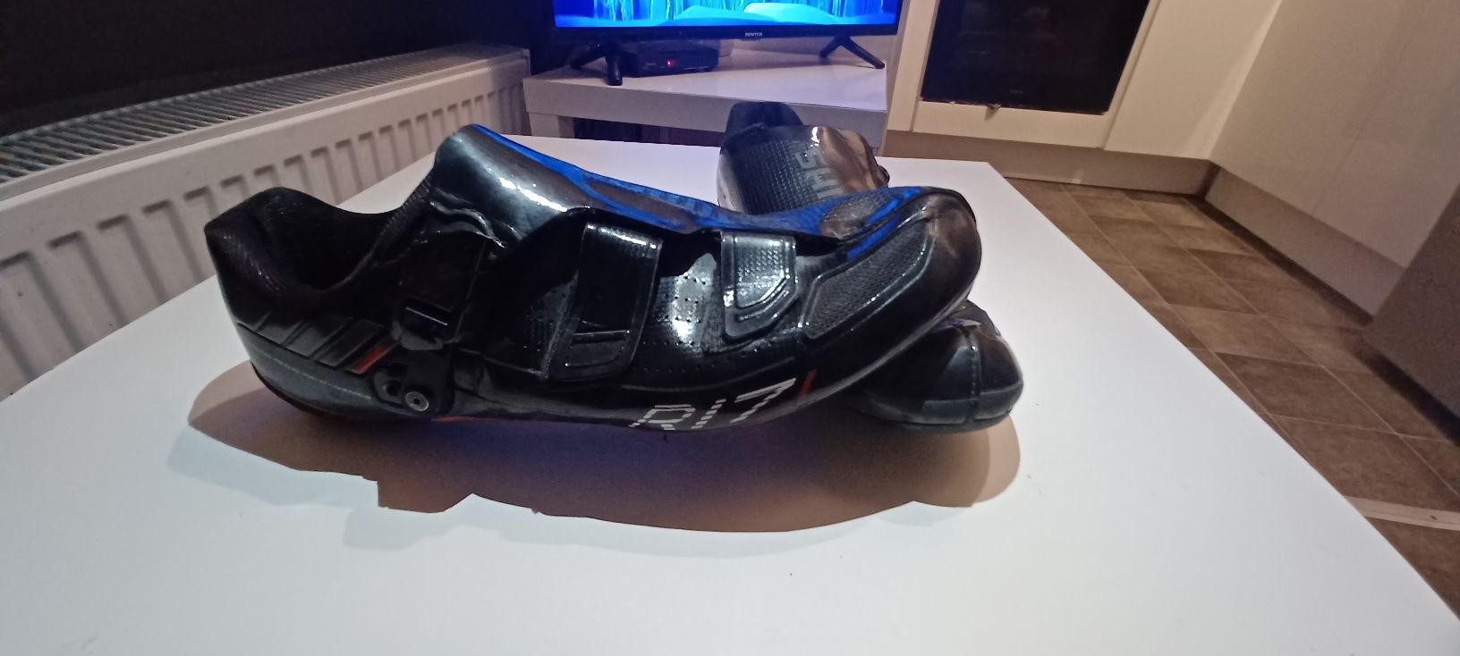 Karbonowe buty SPD szosowe Shimano R171 rozm 43