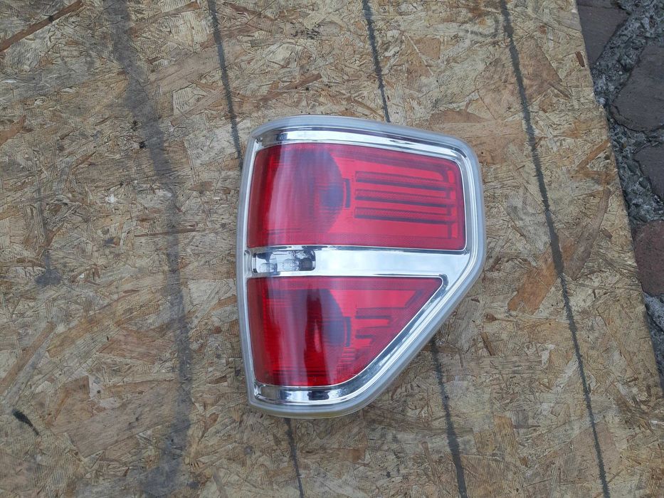 Lampa tylna Ford F 150 F150 mod 09-14r oryginał RH