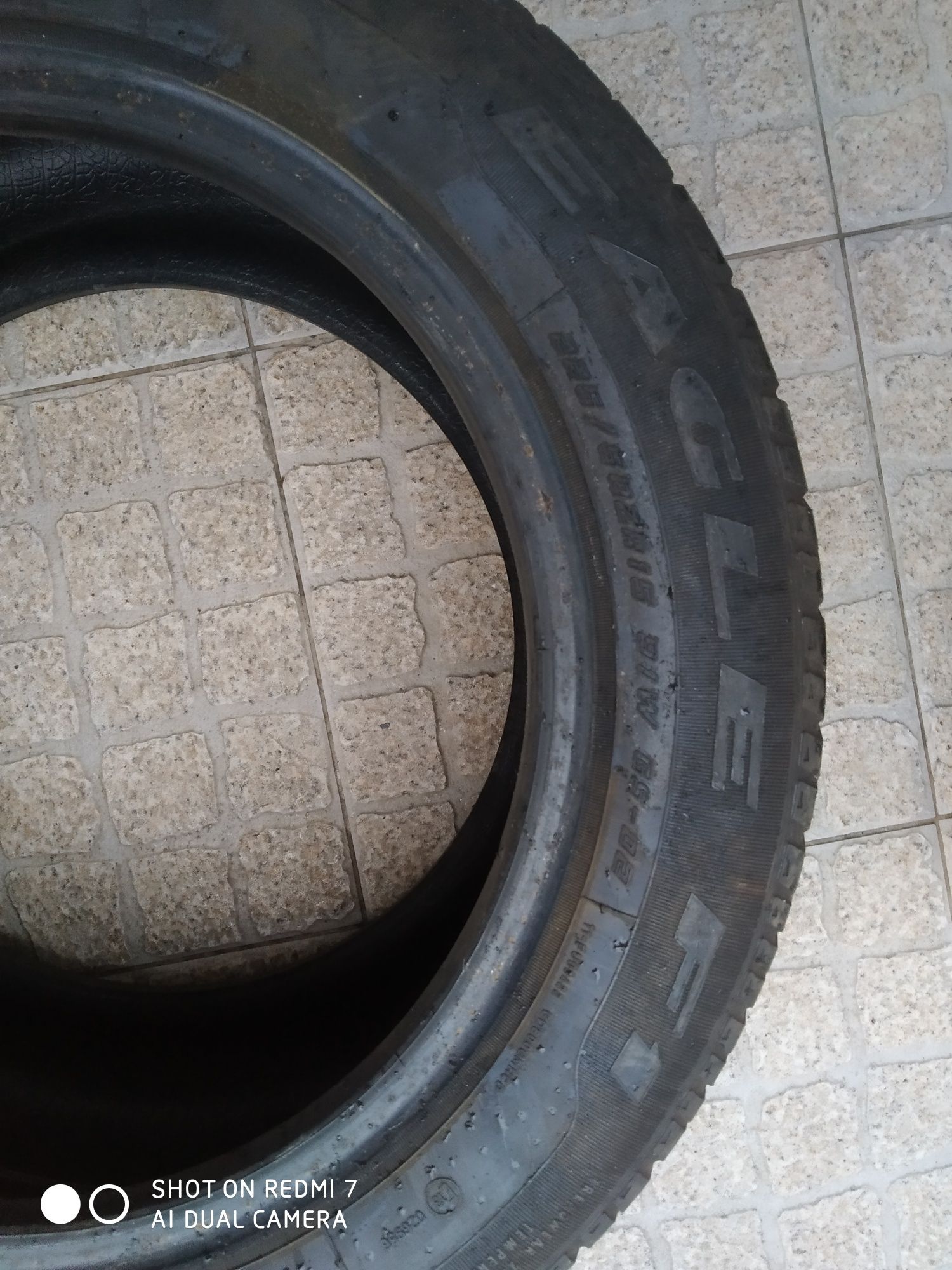 Vendo 4 pneus Goodyear Eagle F1 225 / 50ZR15 91w GS-02