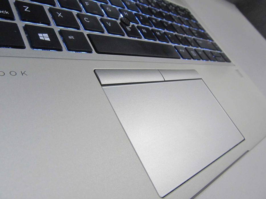 HP EliteBook Mt45 Ryzen 3 Pro 3300U  8GB dysk SSD 256GB Vega 6 Laptop