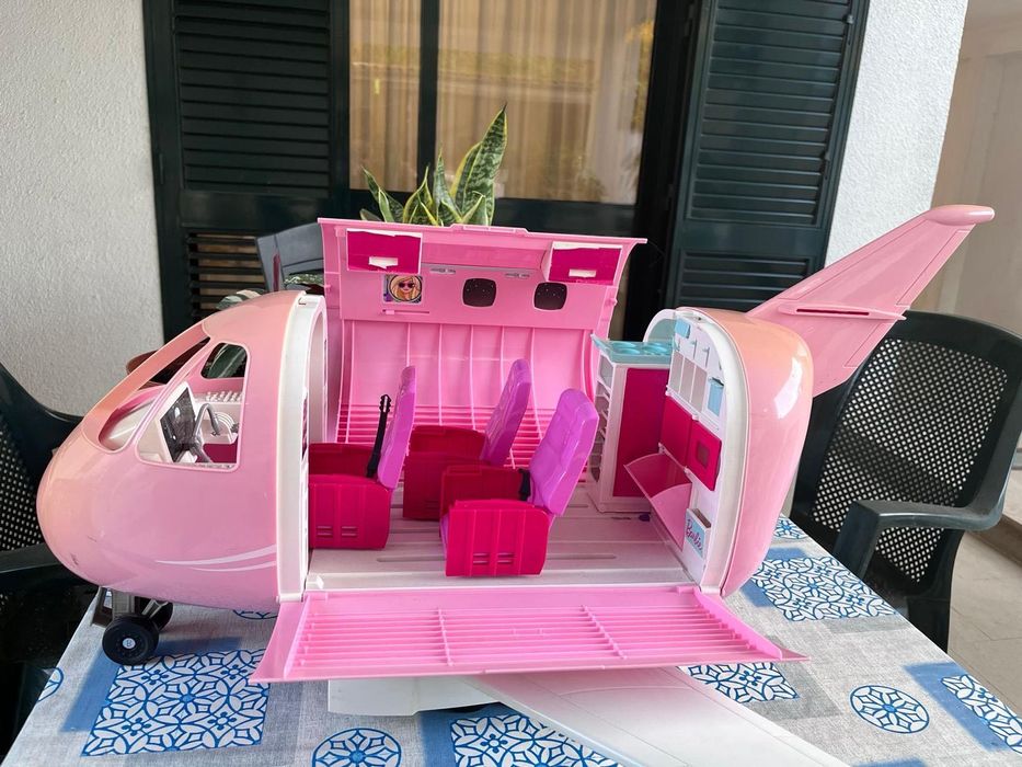 Avião rosa da Barbie