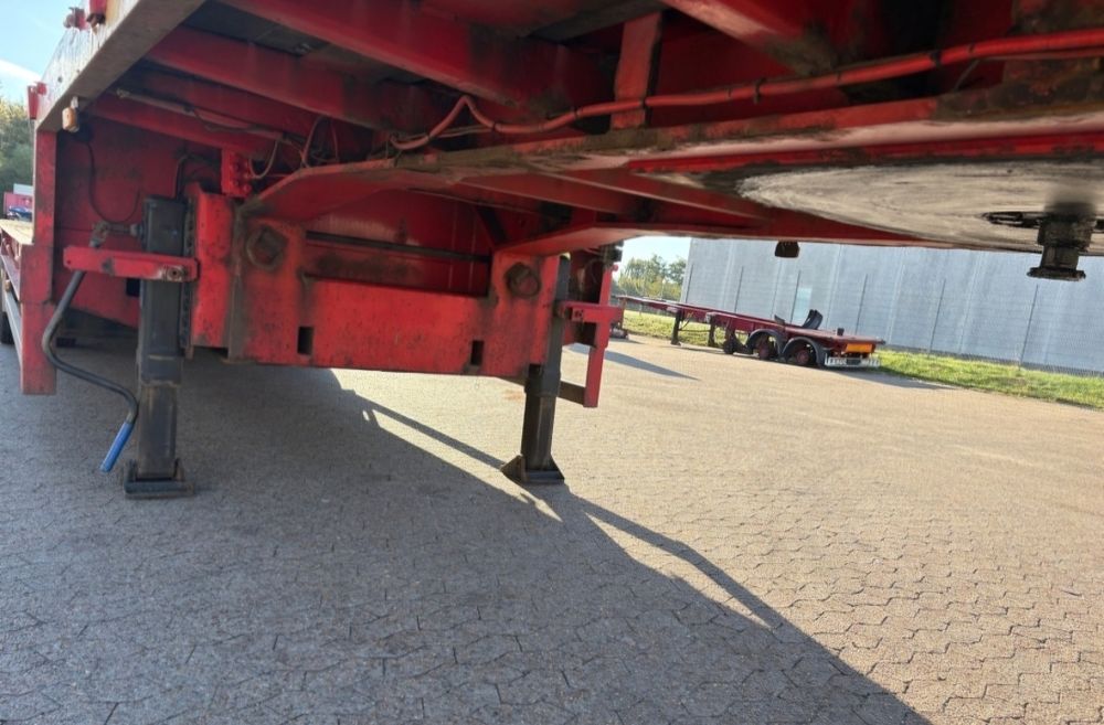 Naczepa niskopodwoziową 4 osie goldhofer STN-L4-50/80