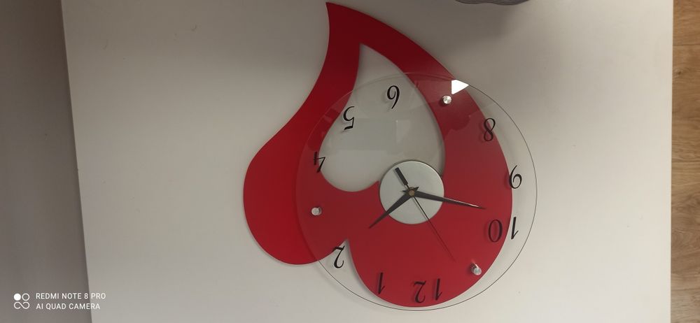 Zegarek na ścianu