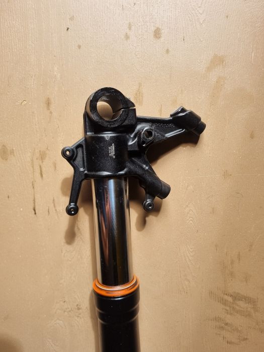 Laga prawa Ktm 1290 super duke r 2017rok