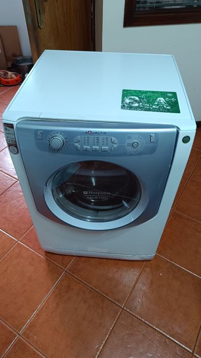 Máquina de lavar roupa Ariston hotpoint