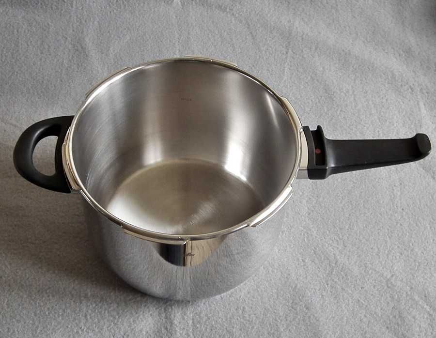 Niemiecki szybkowar FISSLER Vitaquick o poj. 6,0ll