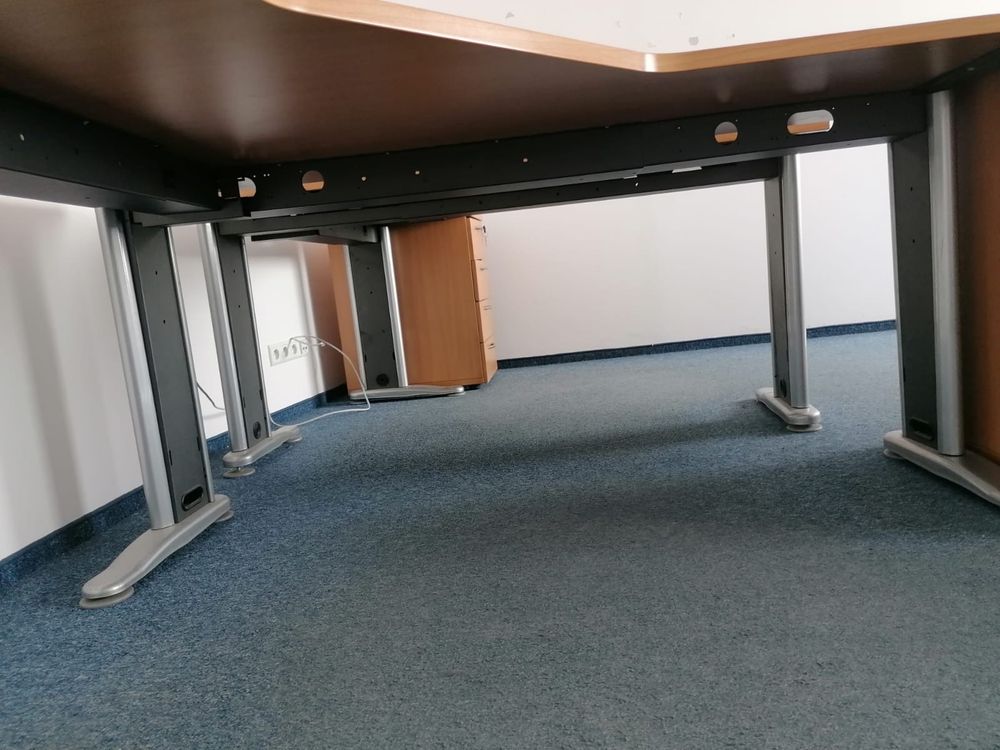 Biurowe biurko kątowe plus kontenerek 160x120x60 poleasingowe, używane