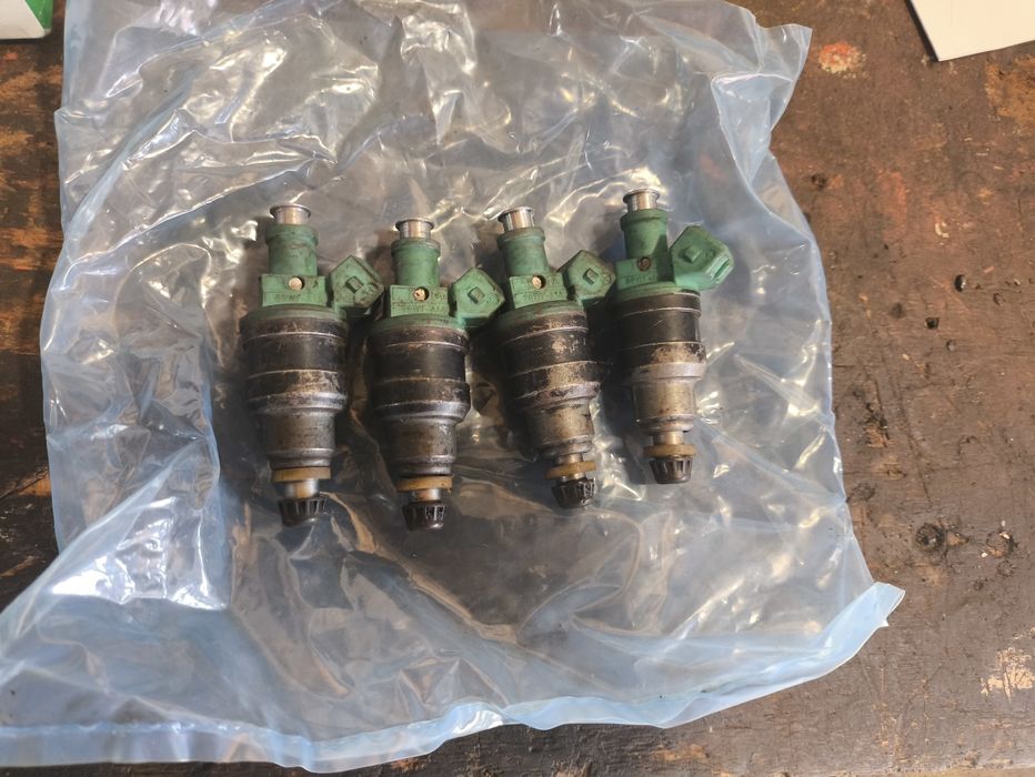 Бензинові форсунки Форд Сієрра ДОХЦ