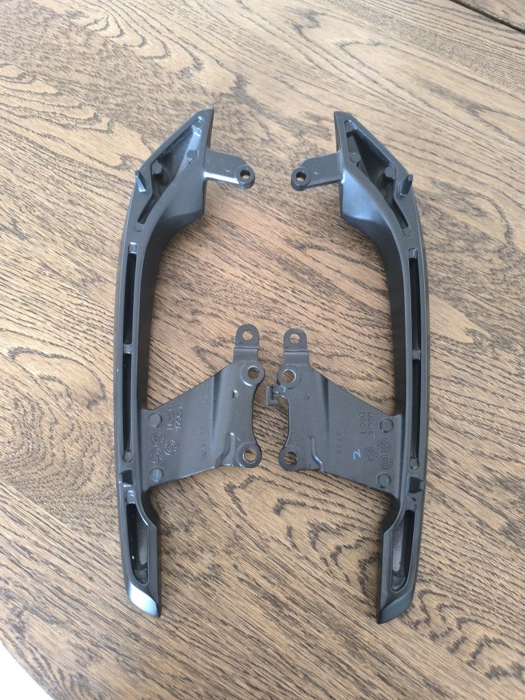 Pegas pendura cb500x