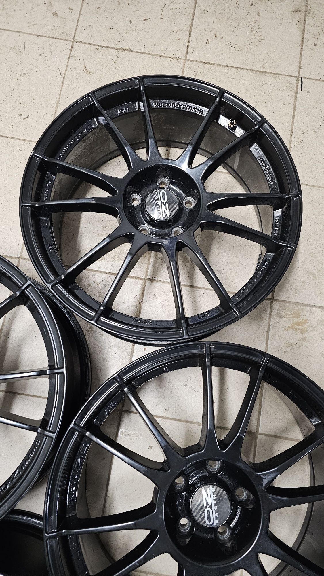 Oz ultraleggera 19" 5x112 8.5J 8J et38 dwie szerokości nr301