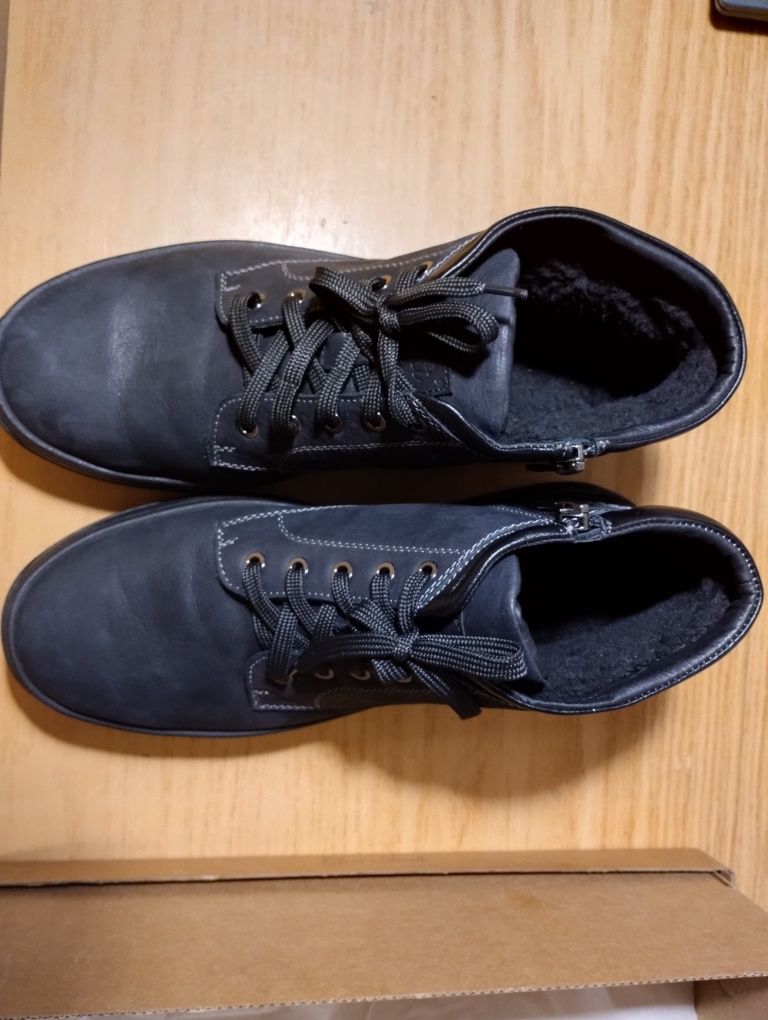 Зимове Шкіряне чоловіче взуття 40 р