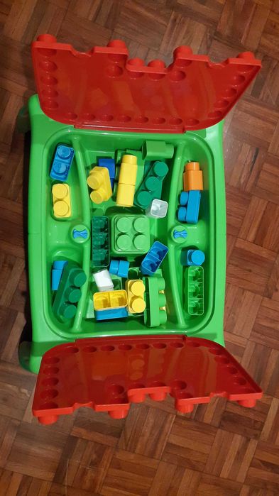 Mesa legos Molto blocks