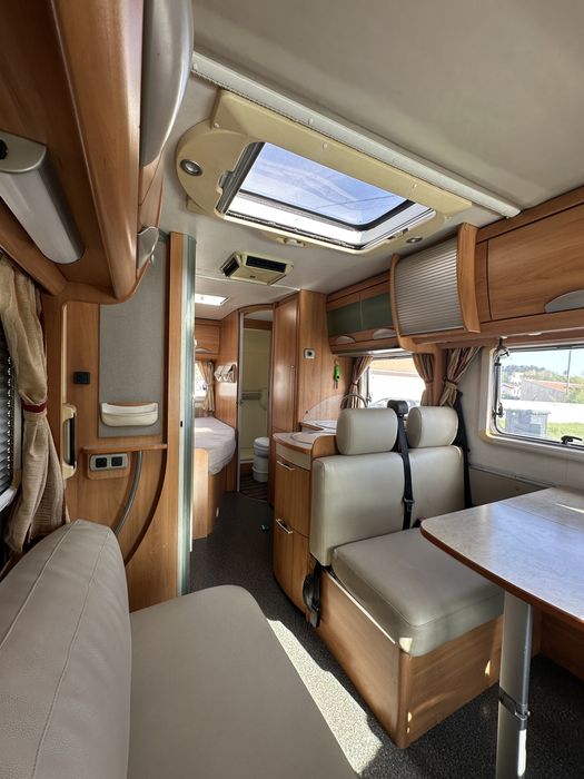 Autocaravana Hymer Tramp GT versão longa 2.8i Td 138cv