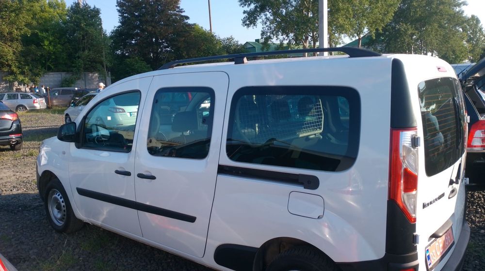 Дуги Рейлінги на Renault Kangoo Рено Кенго. Багажник на Рено Кенго.