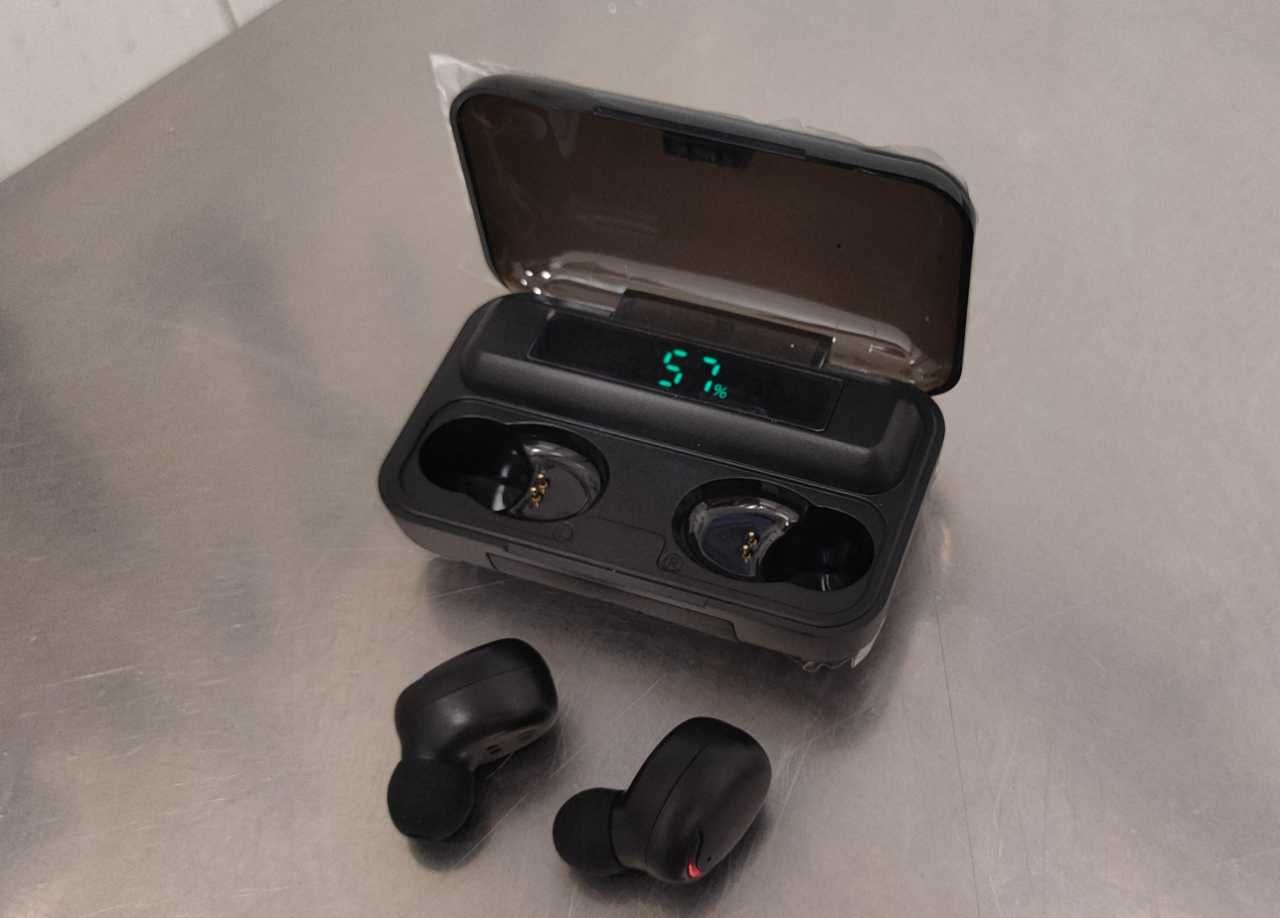 Słuchawki Bluetooth Bezprzewodowe Czarne z Wyświetlaczem