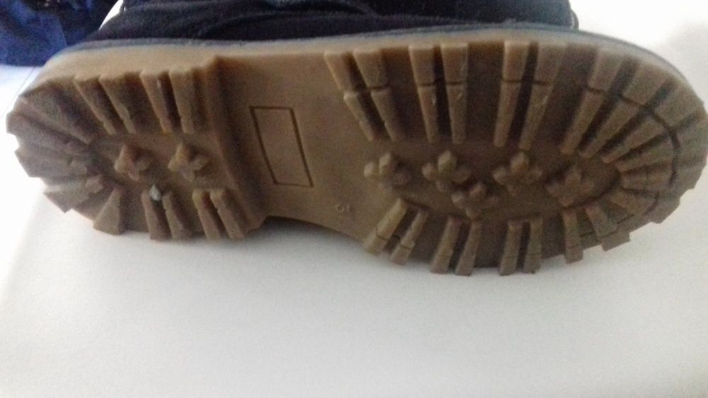 Sapatos em pele (camurça) t: 31, cor: azul