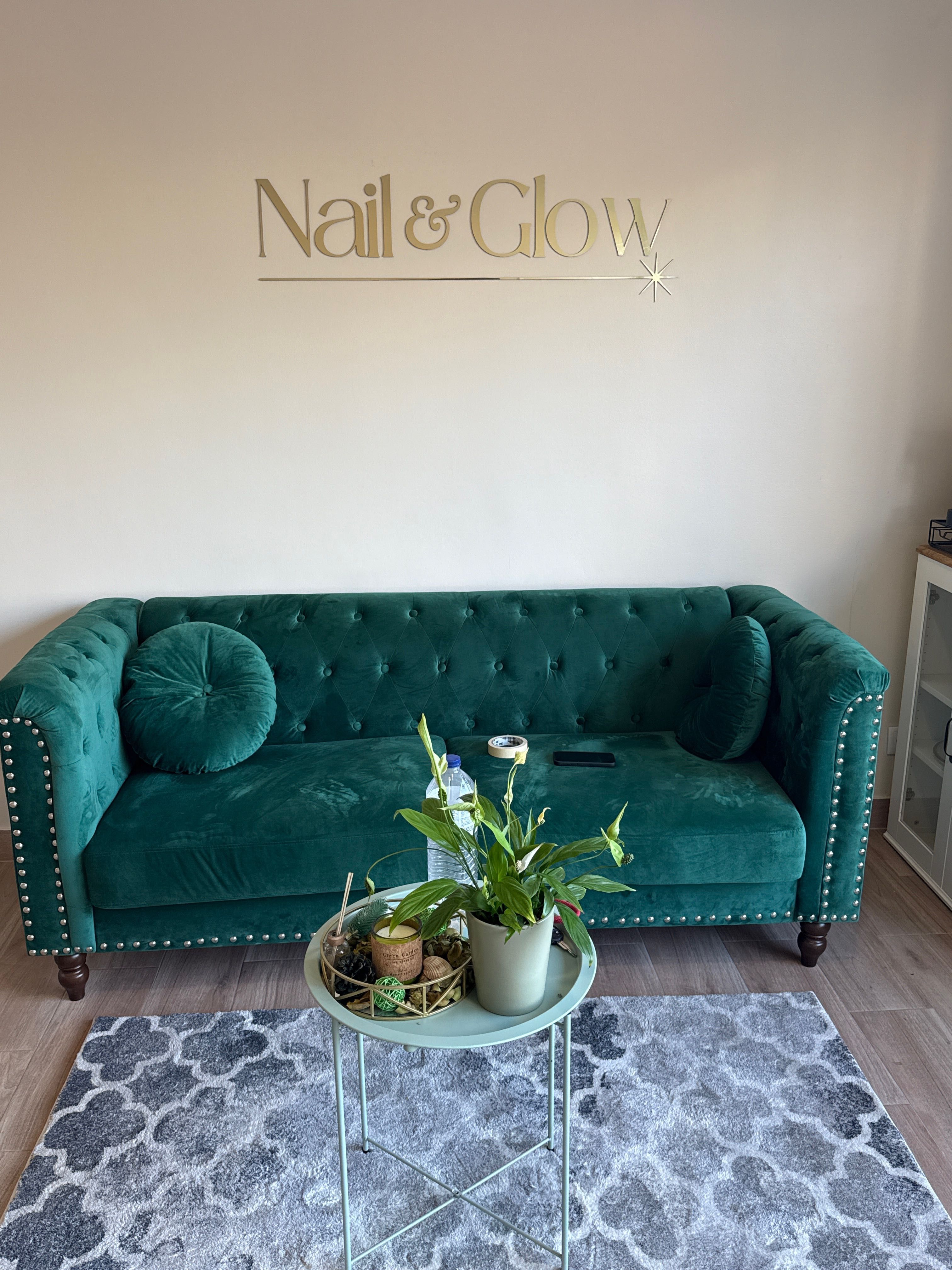 Arrendamento de mesa de manicure