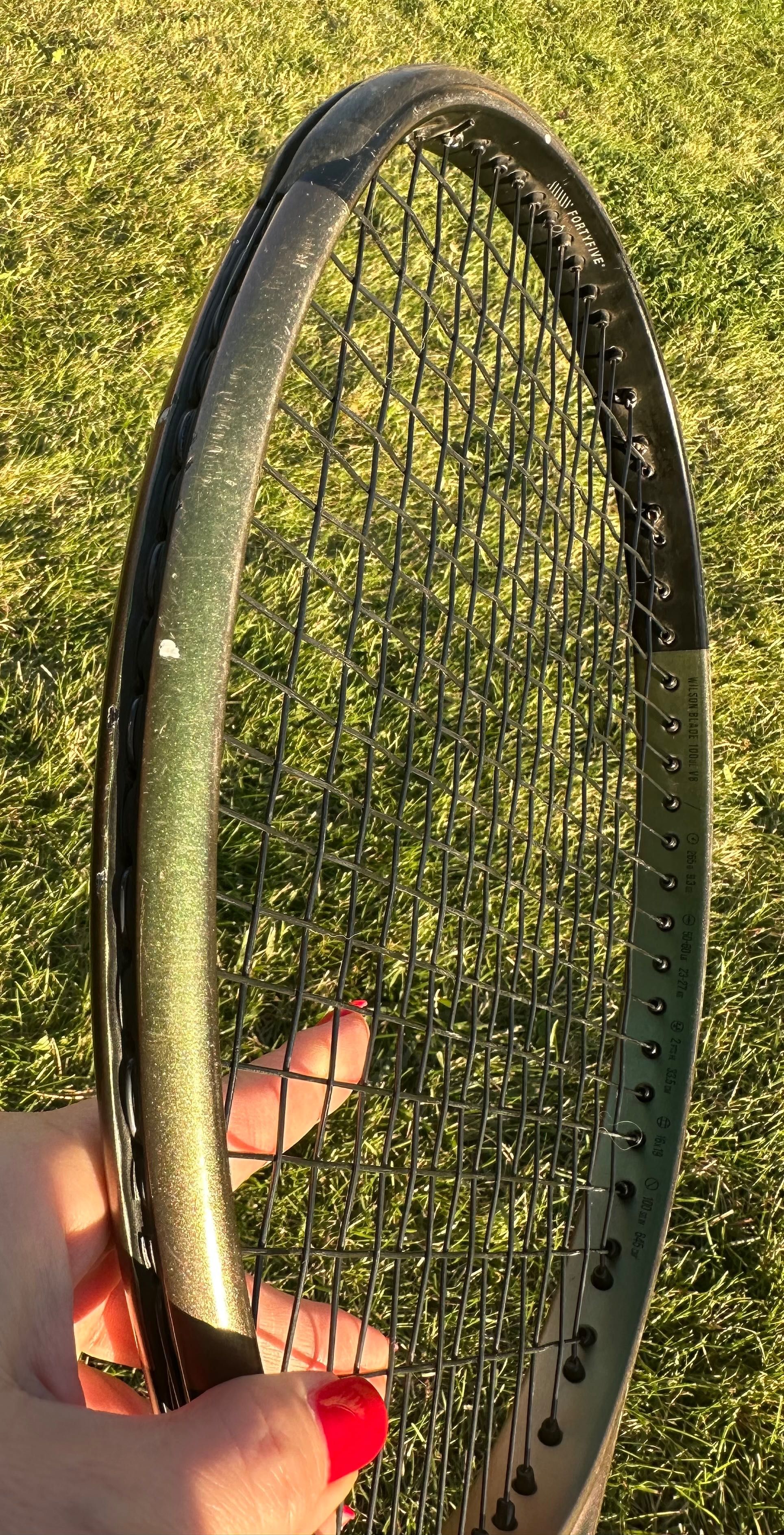 Тенісна ракетка Wilson Blade 100UL V8.0