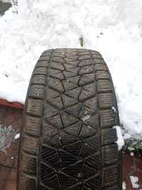 Комплект зимних шин Bridgestone Blizzak DM-V2 225/65 R17