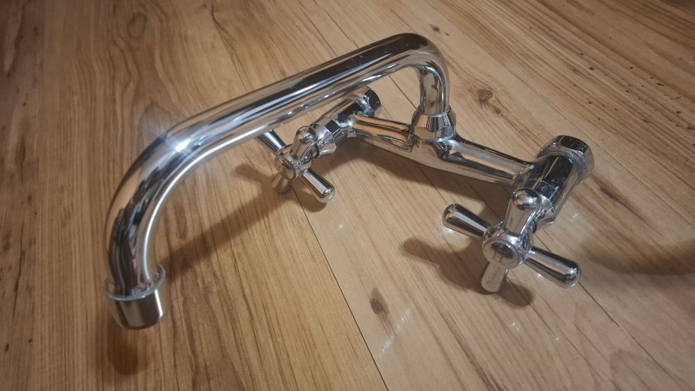 Kran łazienkowy używany
