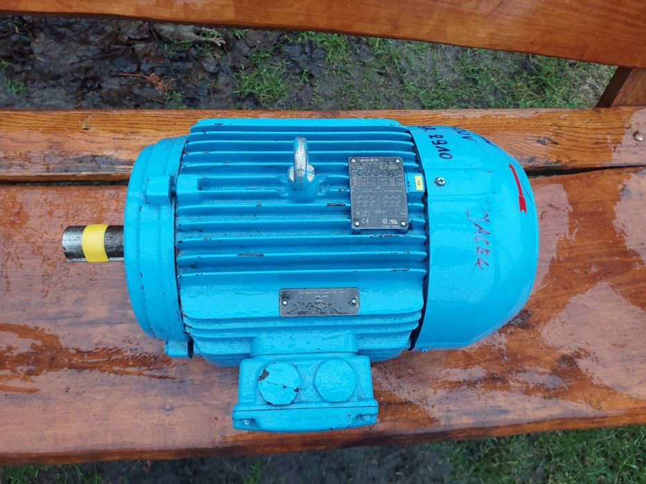 Silnik elektryczny 11kw 2910obr/min