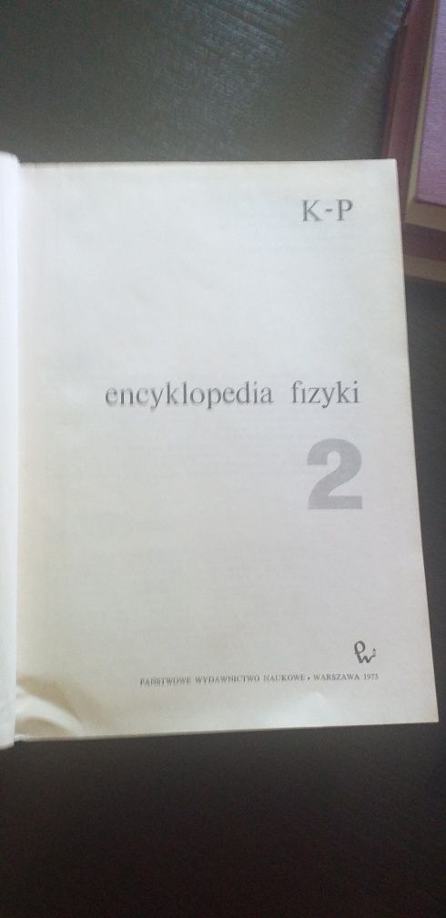 Encyklopedia fizyki 3 tomy