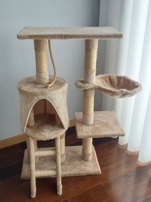 Árvore arranhador para gatos