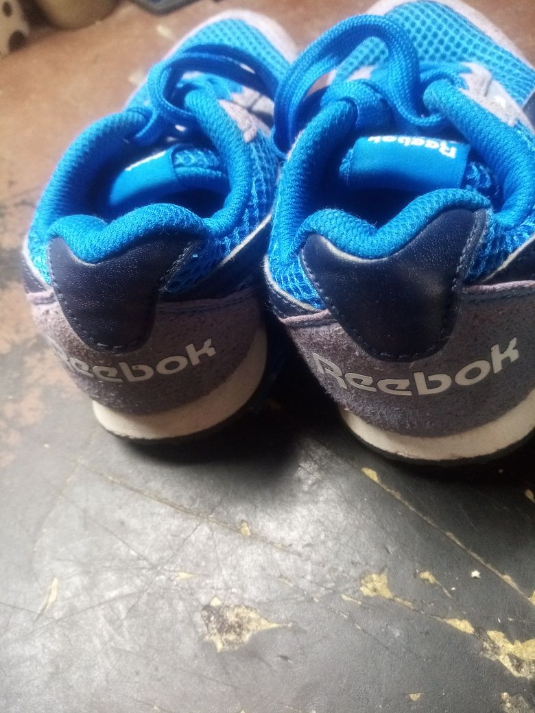 Buciki dziecięce skórzane Reebok rozm. 30