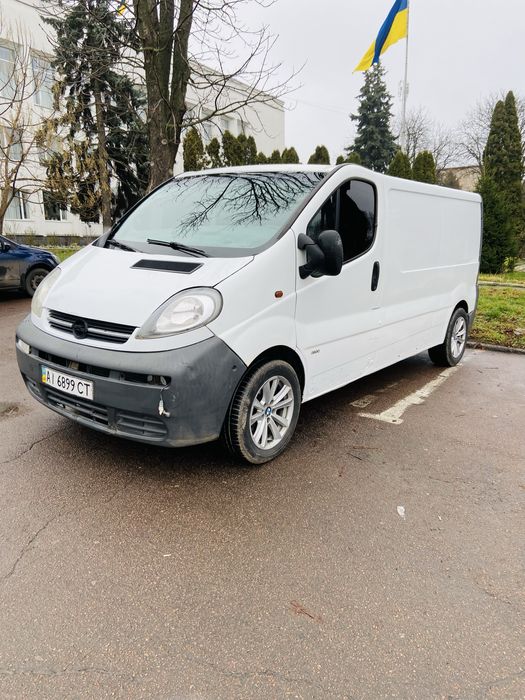 Продам опель віваро