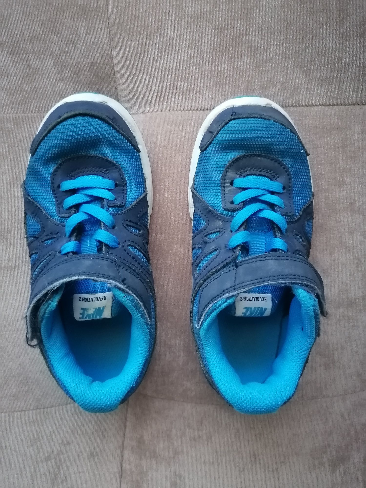 Продам кросівки Nike на хлопчика