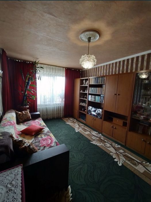 Продам 3к квартиру з меблями і технікою в Броварах