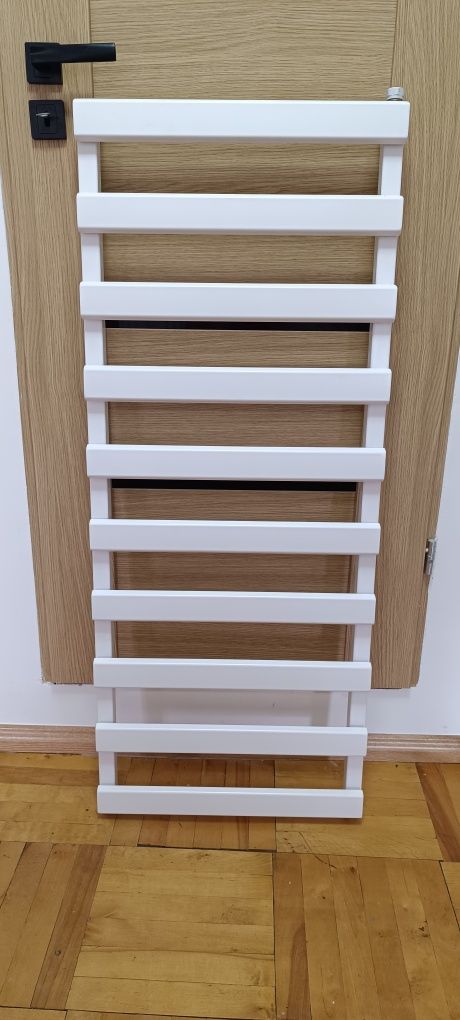 Grzejnik łazienkowy Scala New 123x50 biały