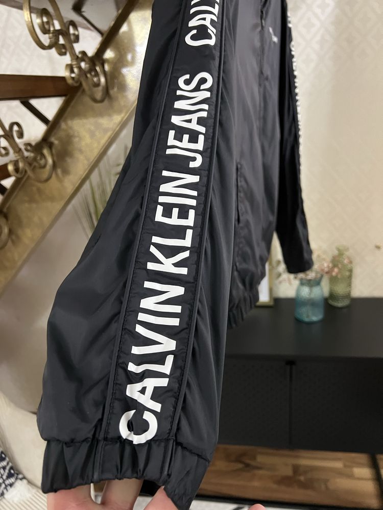 Calvin Klein Jeans ветровка мужская