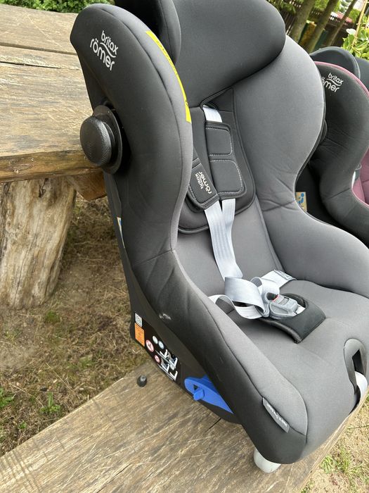 Fotelik samochodowy RWF tyłem na pasy Britax Romer Max Way Plus