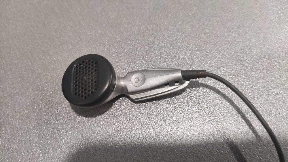 Оригинальные наушники Sony Ericsson