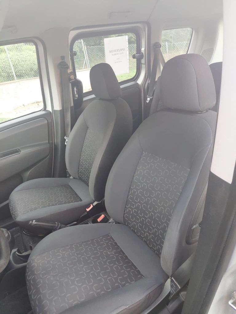 Sprzedam Fiata Doblo 2015